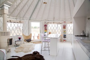 Modern yurt
