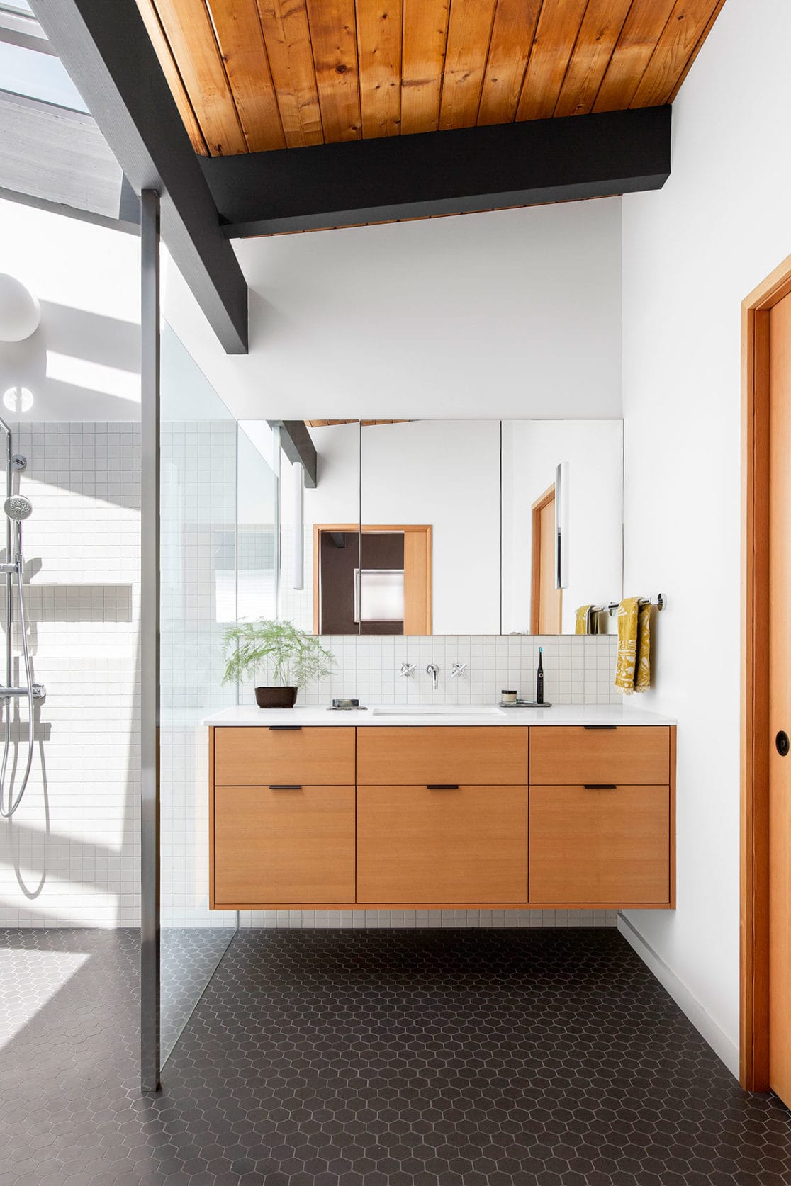 Midcentury home remodel seattle